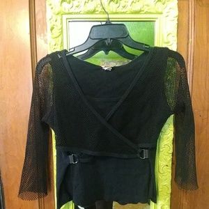 Z.RO vintage fishnet sleeve crop top